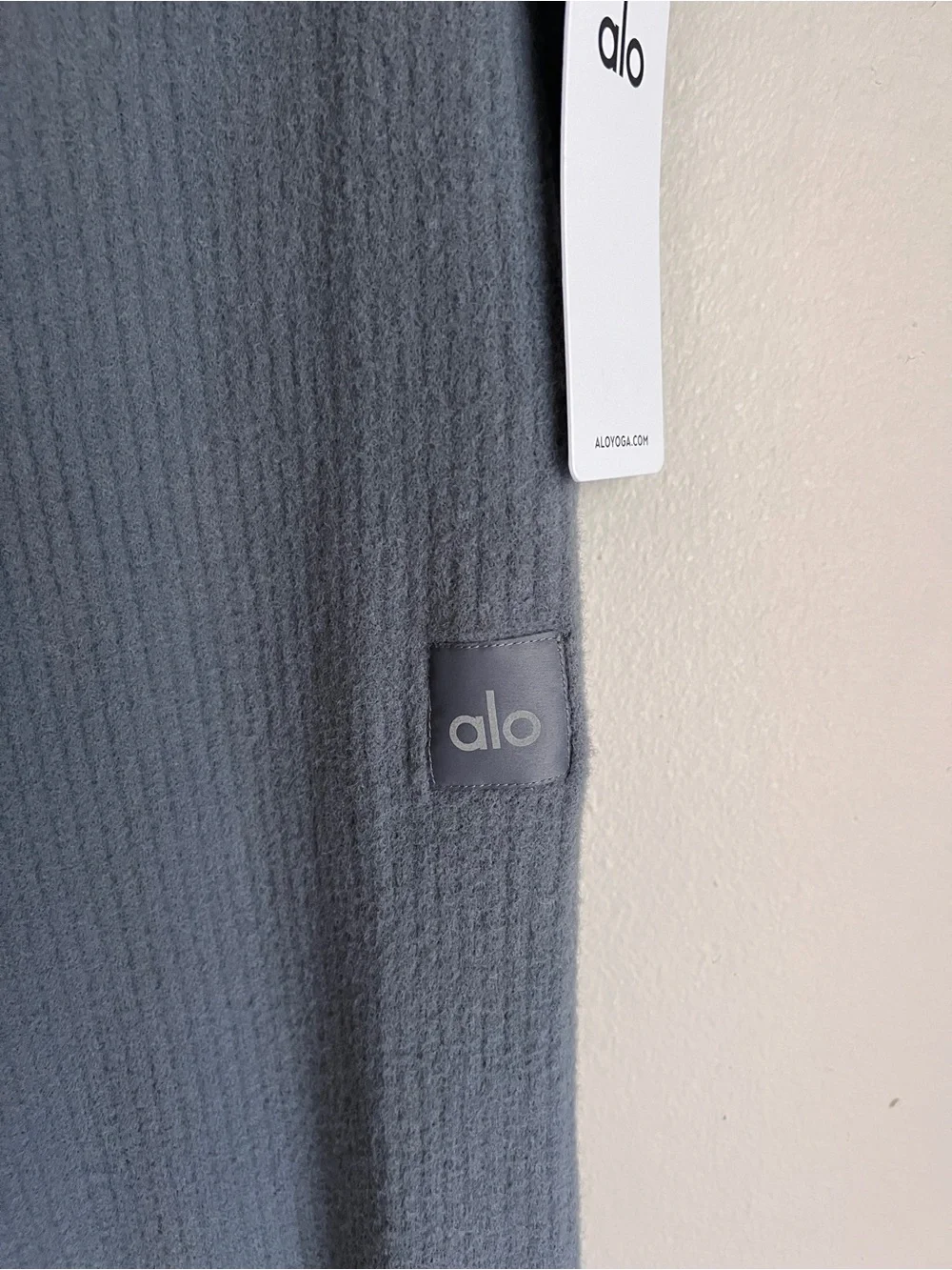 Alo Women’s Snuggle Up Sweater High Waist Wide Leg Pant Steel Grey Size L - Picture 3 of 15